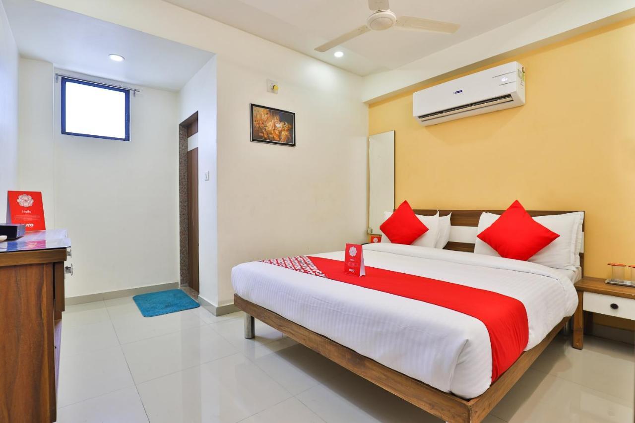 Oyo 15417 Red Rose Hotel Watuwa Esterno foto